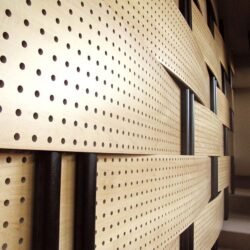 2000-delikli-ahsap-panel-moda-akustik